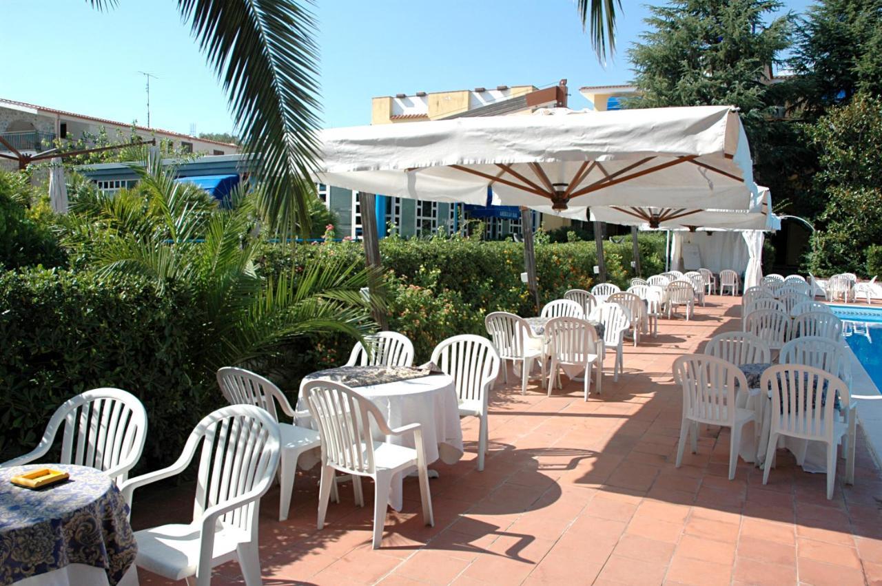 Hotel Seven Residence Палинуро Экстерьер фото