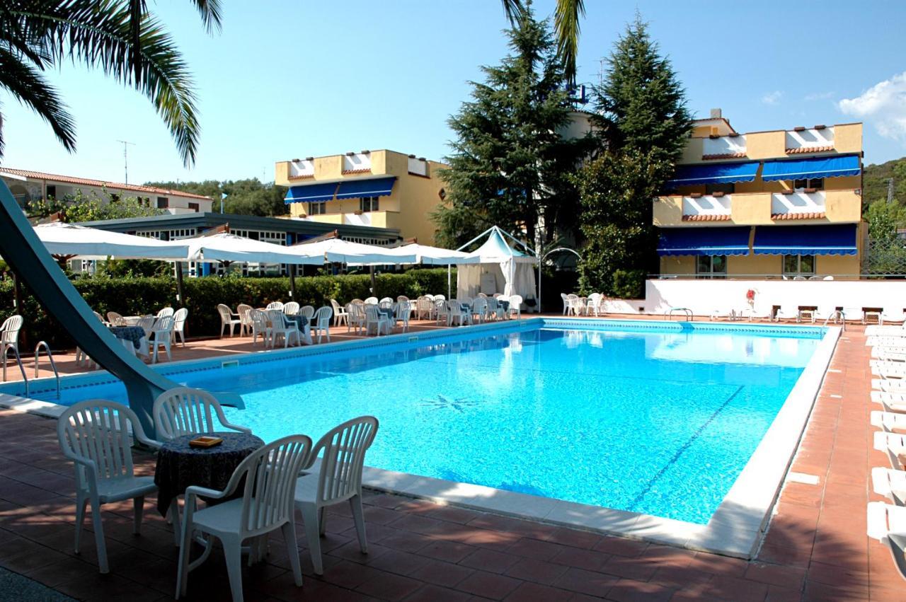 Hotel Seven Residence Палинуро Экстерьер фото